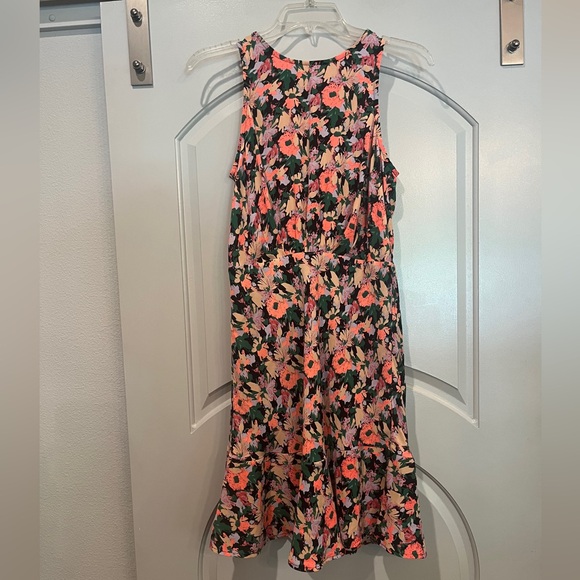 J. Crew Dresses & Skirts - J.Crew mercantile bright Floral Sleeveless ruffle Dress. So pretty!